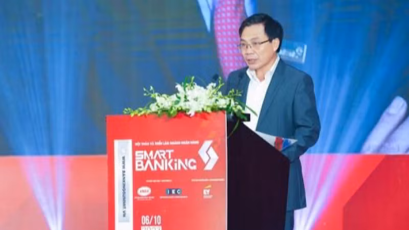 Ông Trần Văn Tần phát biểu tại hội thảo Ông Trần Văn Tần phát biểu tại hội thảo