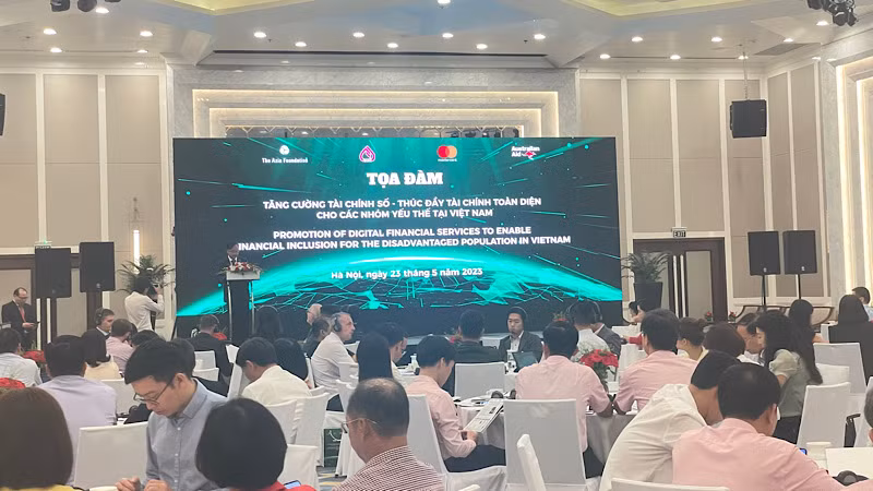 Quang cảnh buổi tọa đàm.