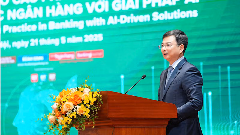 Phó Thống đốc Phạm Thanh Hà phát biểu tại tọa đàm. Phó Thống đốc Phạm Thanh Hà phát biểu tại tọa đàm.