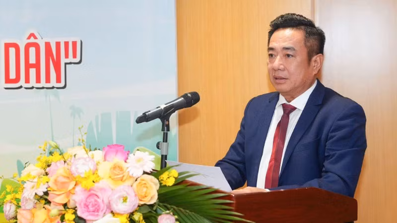Ông Huỳnh Văn Thuận - Phó Tổng Giám đốc Ngân hàng Chính sách xã hội phát biểu.