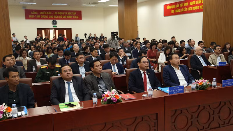 Các đại biểu tham dự Hội nghị.