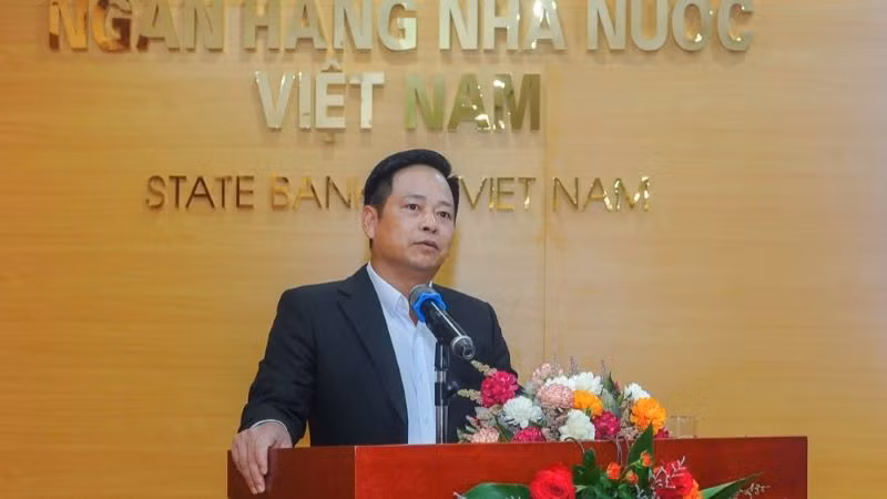 Phó Tổng Giám đốc Ngân hàng Agribank Hoàng Minh Ngọc phát biểu tại Hội thảo.