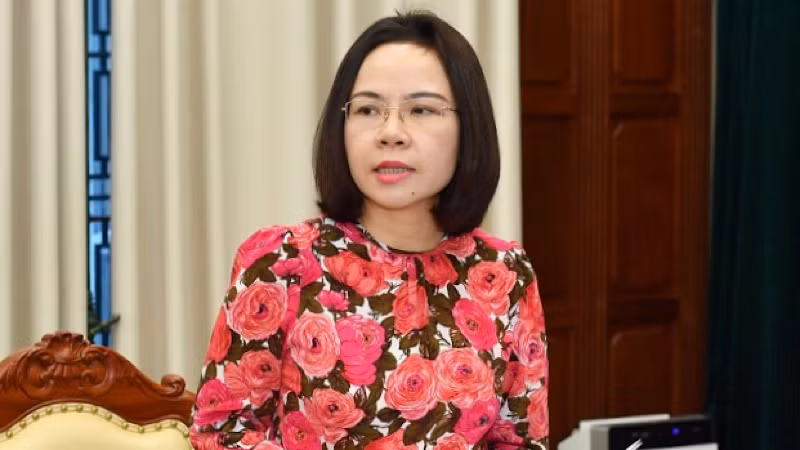 Vụ trưởng Tín dụng các ngành kinh tế Hà Thu Giang. Vụ trưởng Tín dụng các ngành kinh tế Hà Thu Giang.