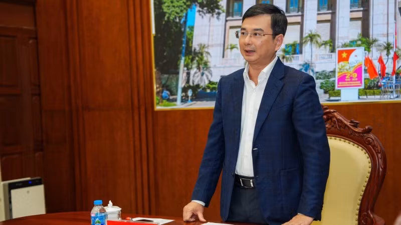 Phó Thống đốc Phạm Thanh Hà yêu cầu các ngân hàng phấn đấu giảm lãi suất cho vay.