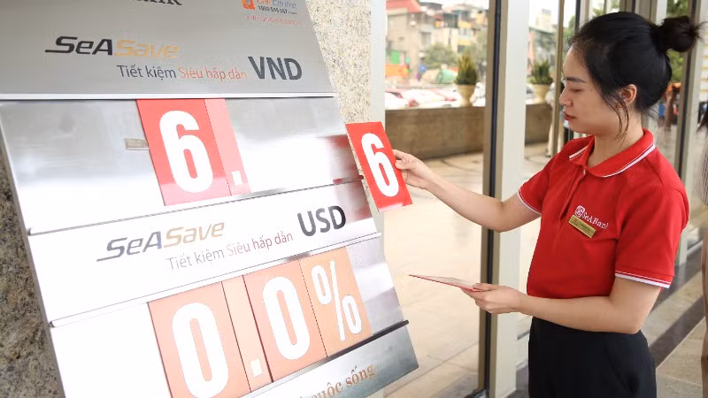 Đến nay, hầu hết các ngân hàng đã điều chỉnh lãi suất tiết kiệm xuống dưới 6%/năm.