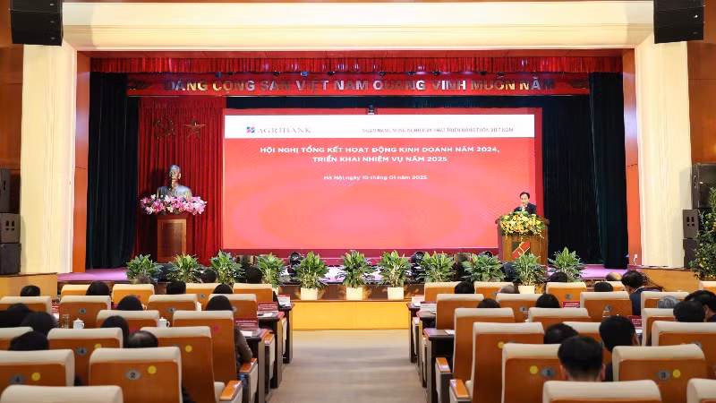 Toàn cảnh Hội nghị. 
