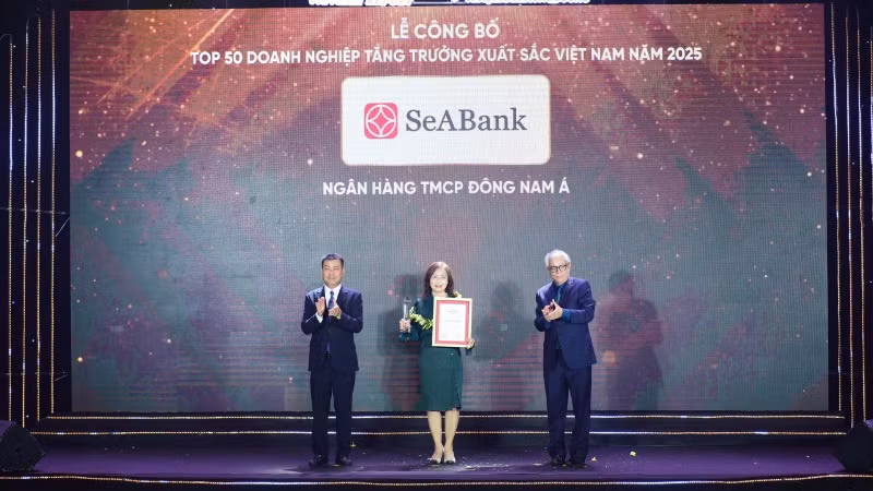 SeABank được vinh danh tại Lễ công bố Bảng xếp hạng Top 500 Doanh nghiệp tăng trưởng nhanh nhất Việt Nam. SeABank được vinh danh tại Lễ công bố Bảng xếp hạng Top 500 Doanh nghiệp tăng trưởng nhanh nhất Việt Nam.
