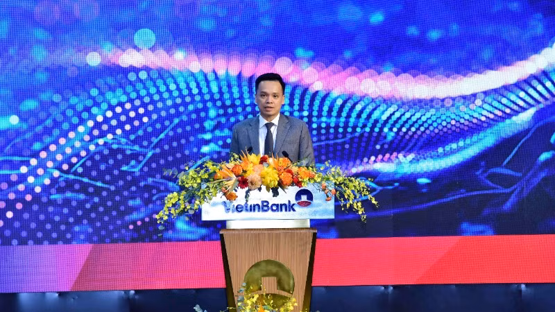 Tổng Giám đốc VietinBank Nguyễn Trần Mạnh Trung báo cáo tại Đại hội. Tổng Giám đốc VietinBank Nguyễn Trần Mạnh Trung báo cáo tại Đại hội.