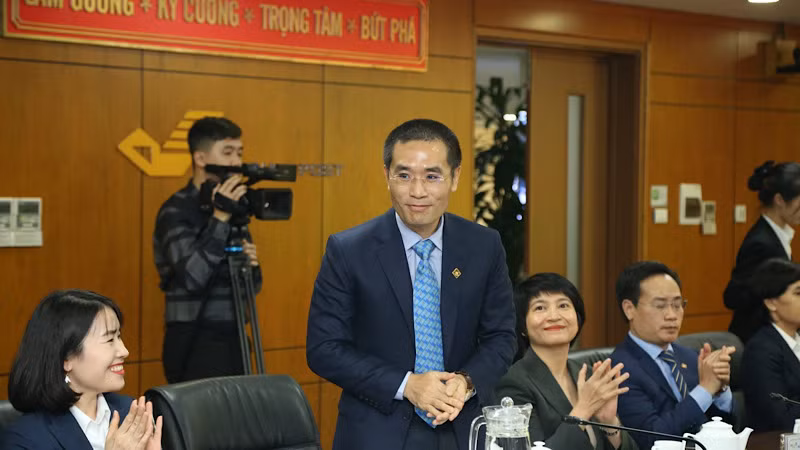 Theo ông Nguyễn Việt Hà, Phó Tổng Giám đốc PVcomBank, đây sẽ là sản phẩm tạo điều kiện tối đa cho người lao động tiếp tục đóng Bảo hiểm xã hội tự nguyện.