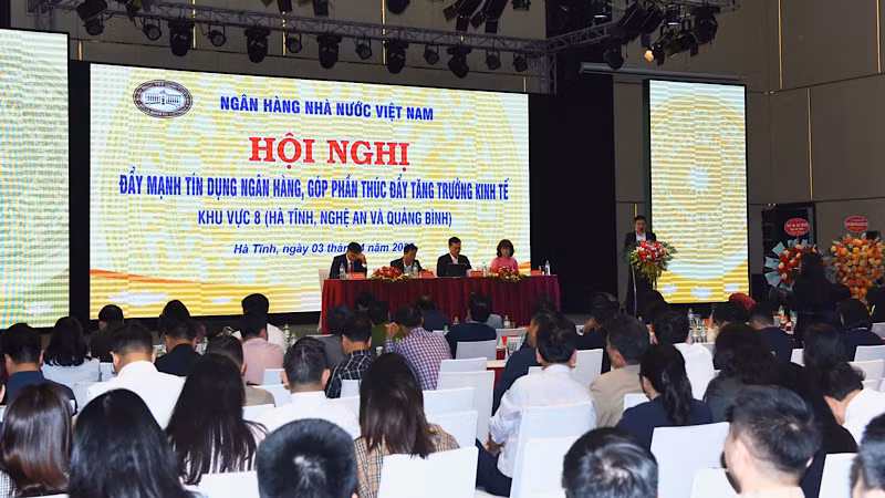 Toàn cảnh Hội nghị.