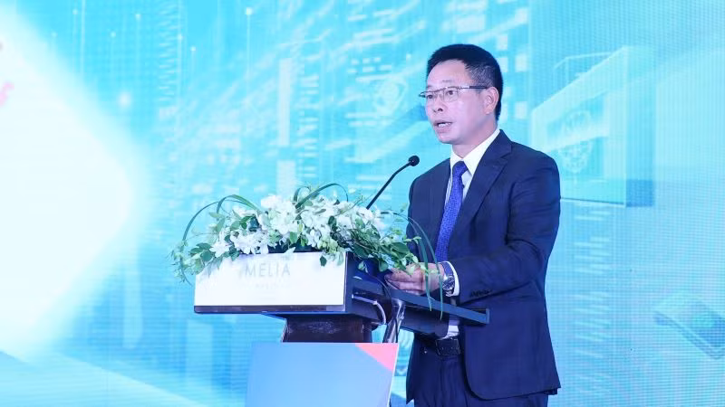 Ông Phùng Công Sưởng, Tổng Biên tập Báo Tiền Phong, Trưởng Ban tổ chức phát biểu tại hội thảo. Ông Phùng Công Sưởng, Tổng Biên tập Báo Tiền Phong, Trưởng Ban tổ chức phát biểu tại hội thảo.