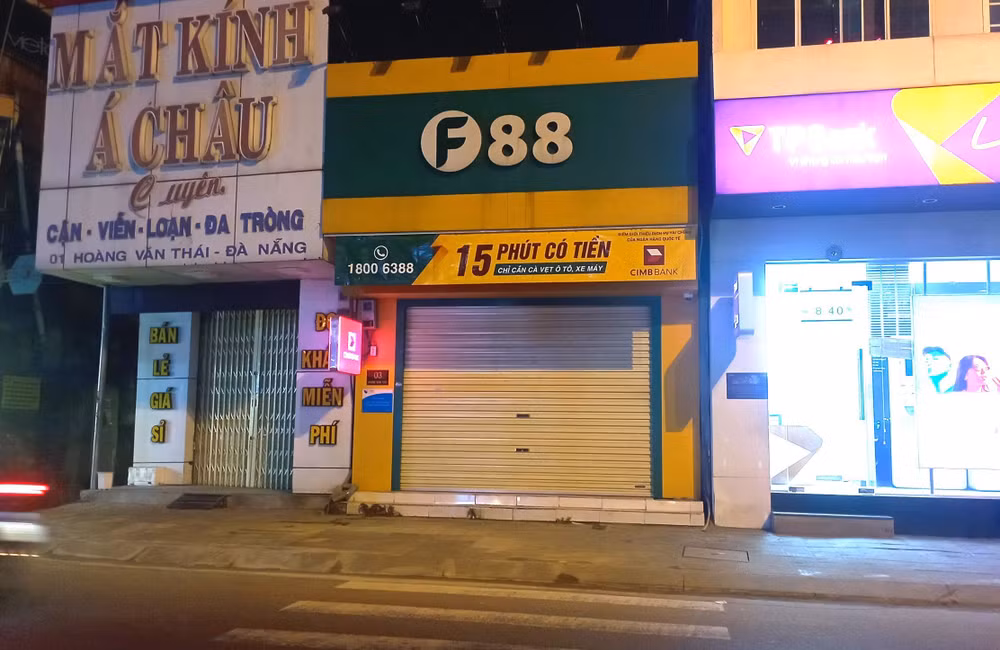 Công an Đà Nẵng kiểm tra toàn bộ các trụ sở kinh doanh của F88 tại Đà Nẵng. Công an Đà Nẵng kiểm tra toàn bộ các trụ sở kinh doanh của F88 tại Đà Nẵng.