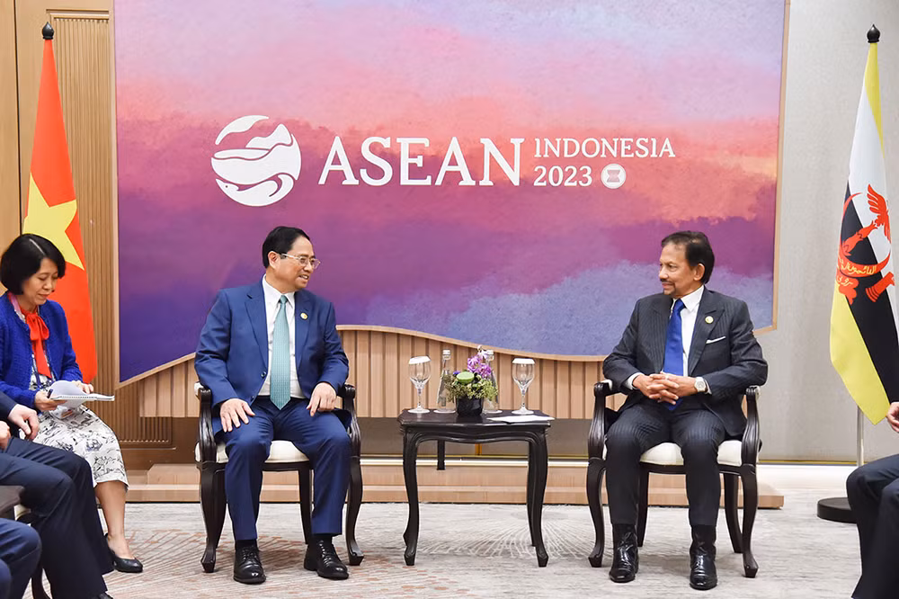 Thủ tướng Phạm Minh Chính hội kiến Quốc vương Brunei Darussalam Sultan Haji Hassanal Bolkiah. (Ảnh: TUẤN ANH) Thủ tướng Phạm Minh Chính hội kiến Quốc vương Brunei Darussalam Sultan Haji Hassanal Bolkiah. (Ảnh: TUẤN ANH)