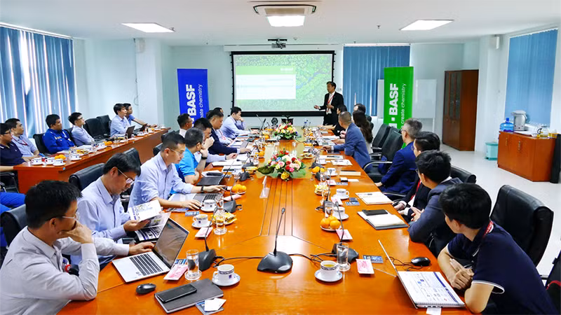 Hội thảo “Phát triển bền vững tại Nhà máy Lọc dầu Dung Quất”.