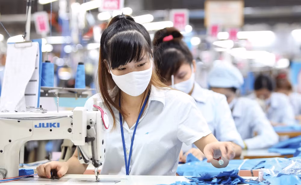 Doanh nghiệp dệt may gặp khó khăn do thiếu đơn hàng.