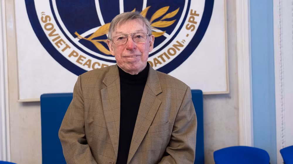 Ông Viktor Petrov.