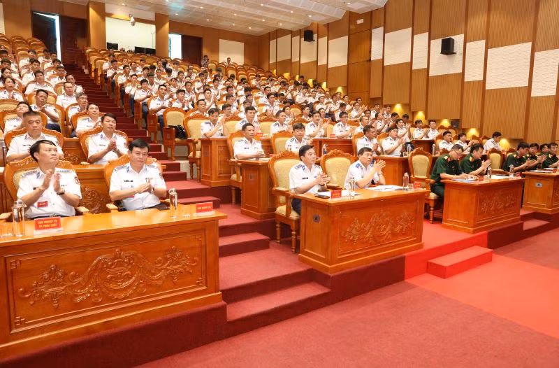 Các đại biểu tham dự khai mạc Hội thi.