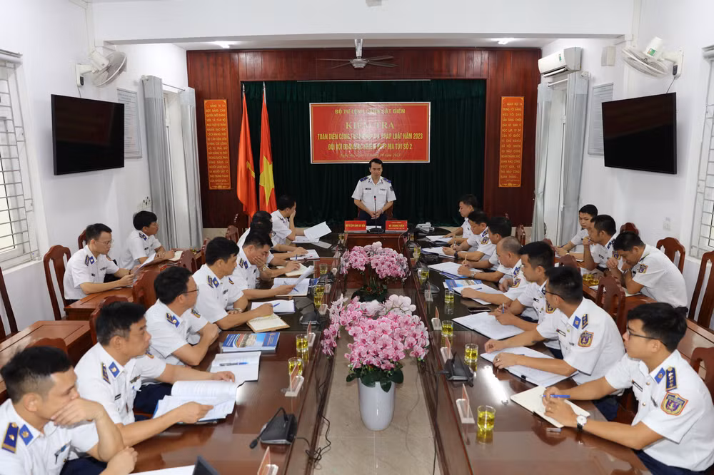 Quang cảnh hội nghị kết luận đợt kiểm tra tại Đoàn Đặc nhiệm phòng, chống tội phạm ma túy số 2. Quang cảnh hội nghị kết luận đợt kiểm tra tại Đoàn Đặc nhiệm phòng, chống tội phạm ma túy số 2.