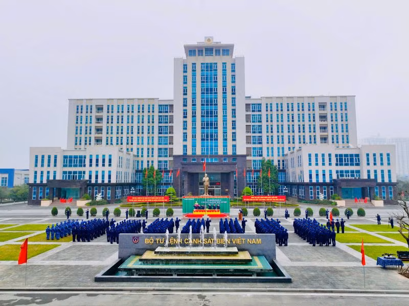 Quang cảnh lễ ra quân huấn luyện.