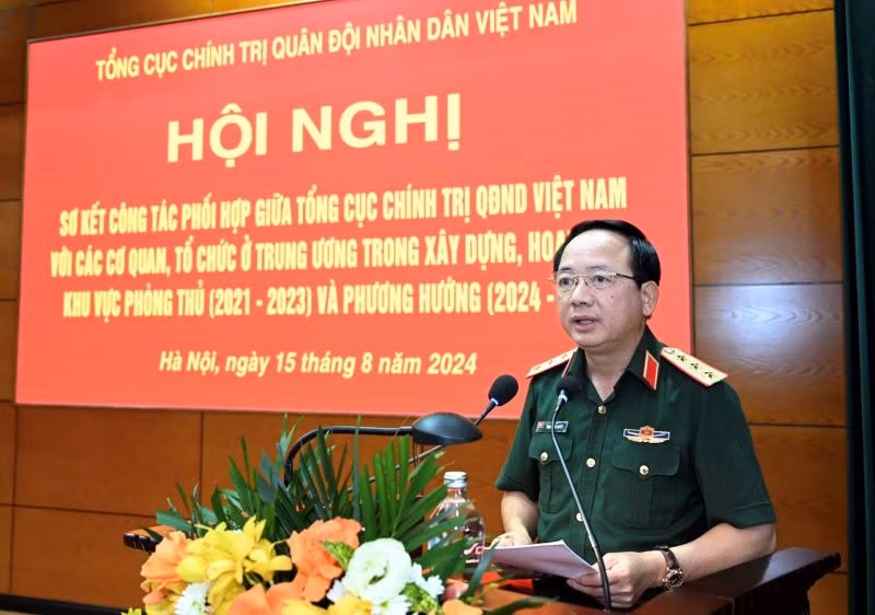 Thượng tướng Trịnh Văn Quyết chủ trì Hội nghị.