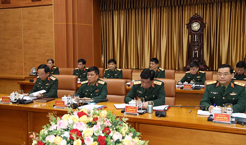 Các đại biểu dự buổi làm việc. Các đại biểu dự buổi làm việc.