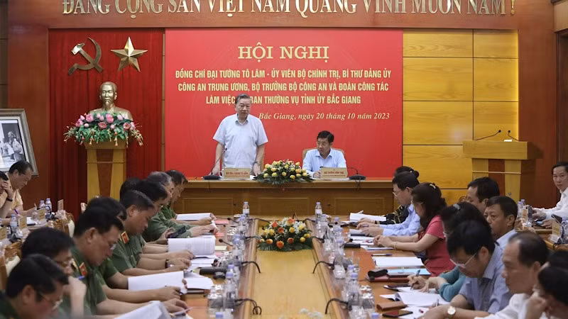 Đại tướng Tô Lâm phát biểu tại buổi làm việc.