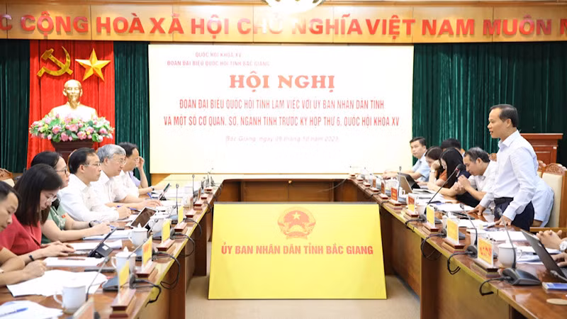 Đoàn Đại biểu quốc hội tỉnh Bắc Giang làm việc với Ủy ban nhân dân tỉnh.