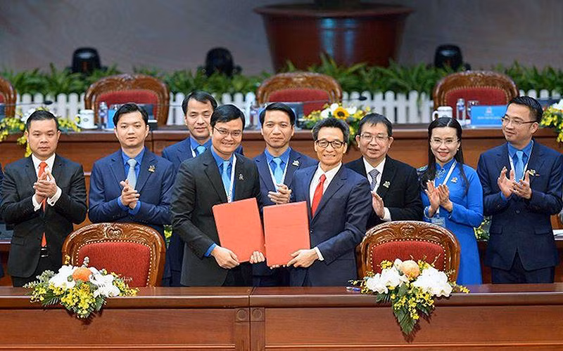 Toàn cảnh Lễ ký kết Nghị quyết liên tịch Ban hành Quy chế phối hợp công tác giữa Chính phủ và Ban Chấp hành Trung ương Đoàn giai đoạn 2022-2027.