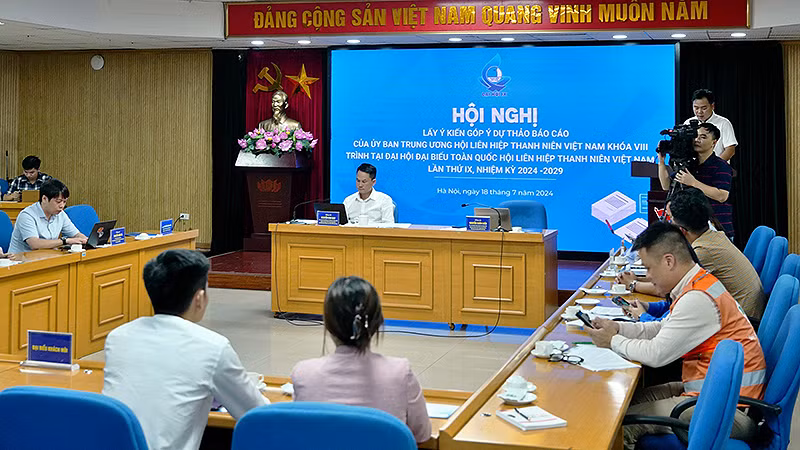 Toàn cảnh hội nghị.
