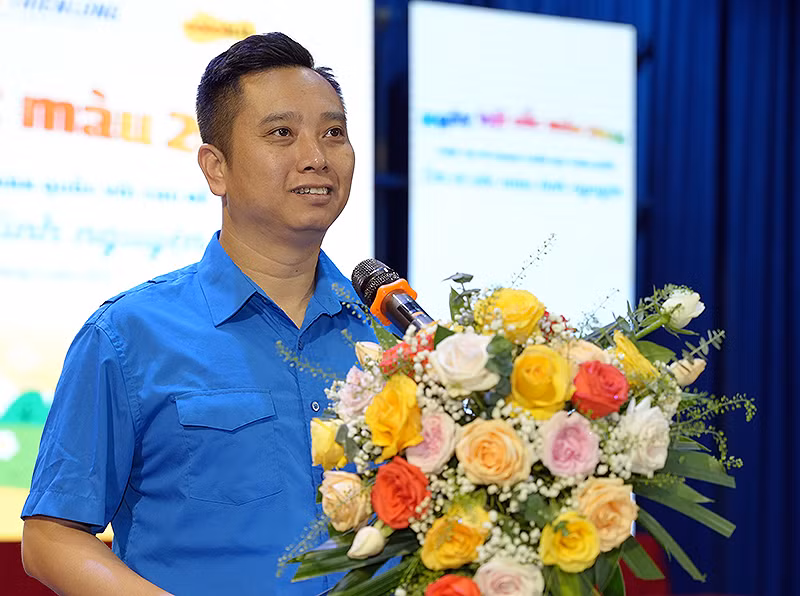 Đồng chí Lê Anh Quân phát biểu ý kiến tại ngày hội.