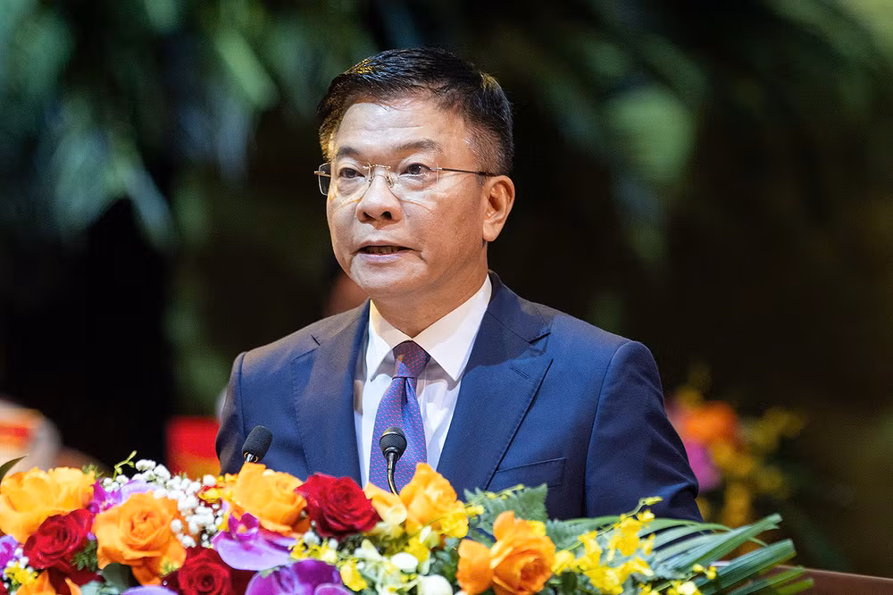 Phó Thủ tướng Chính phủ Lê Thành Long phát biểu ý kiến tại phiên bế mạc. Phó Thủ tướng Chính phủ Lê Thành Long phát biểu ý kiến tại phiên bế mạc.