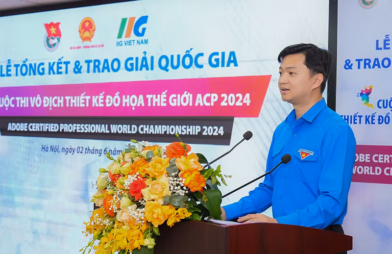 Đồng chí Nguyễn Minh Triết phát biểu ý kiến tại buổi lễ.