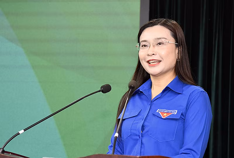 Đồng chí Nguyễn Phạm Duy Trang chia sẻ về Hành trình "Điện Biên Phủ - Khát vọng non sông". Đồng chí Nguyễn Phạm Duy Trang chia sẻ về Hành trình "Điện Biên Phủ - Khát vọng non sông".