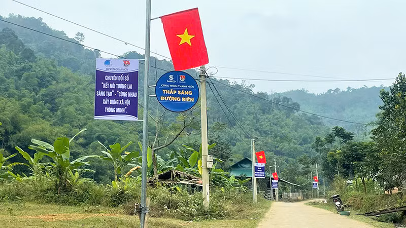 "Thắp sáng đường biên", một trong 14 công trinh tiêu biểu của thanh niên Việt Nam năm 2024.