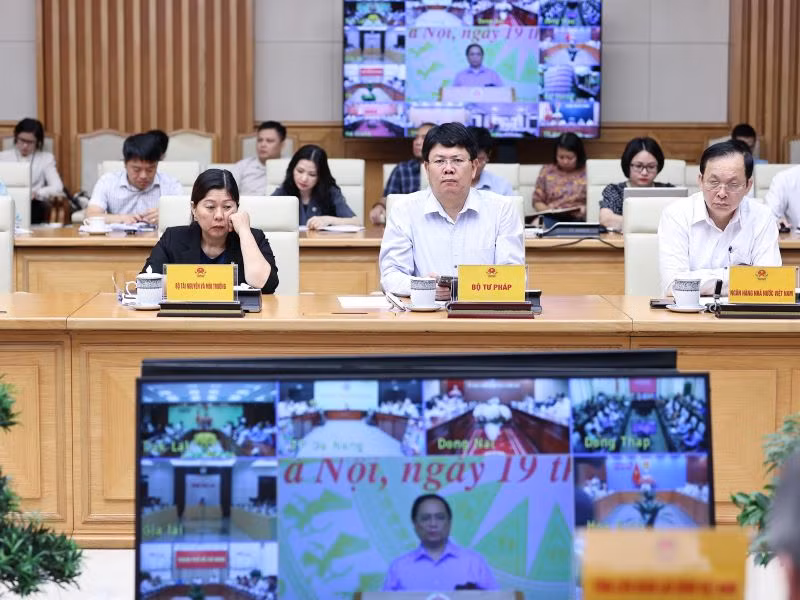 Các đại biểu tham dự phiên họp. Các đại biểu tham dự phiên họp.