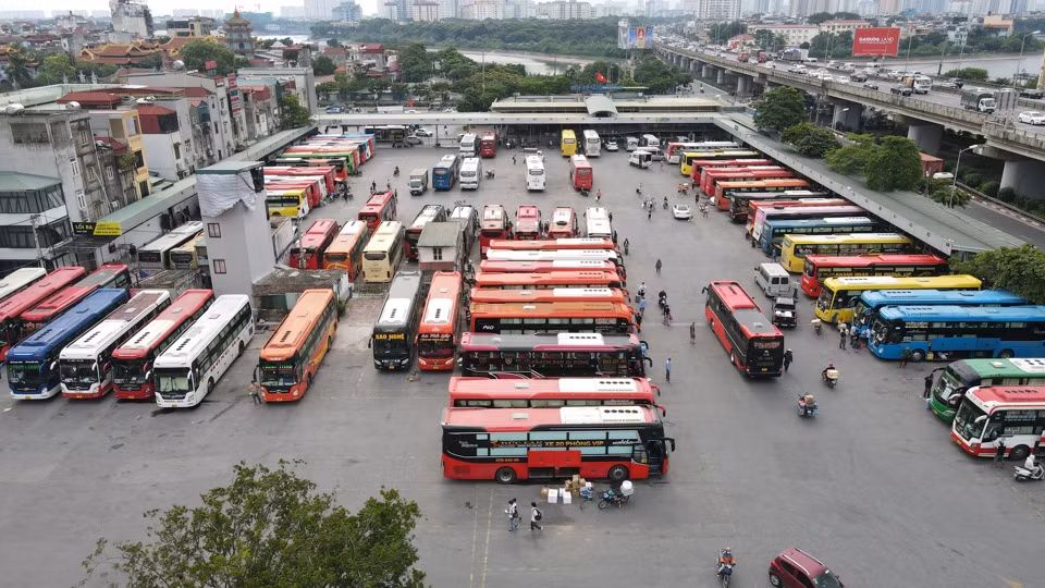 Hà Nội yêu cầu các bến xe tăng cường kiểm tra xe khách dịp Tết Nguyên đán 2024.