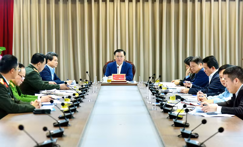 Quang cảnh cuộc họp của Ban Chỉ đạo Thành ủy Hà Nội về phòng, chống tham nhũng, tiêu cực ngày 16/3.