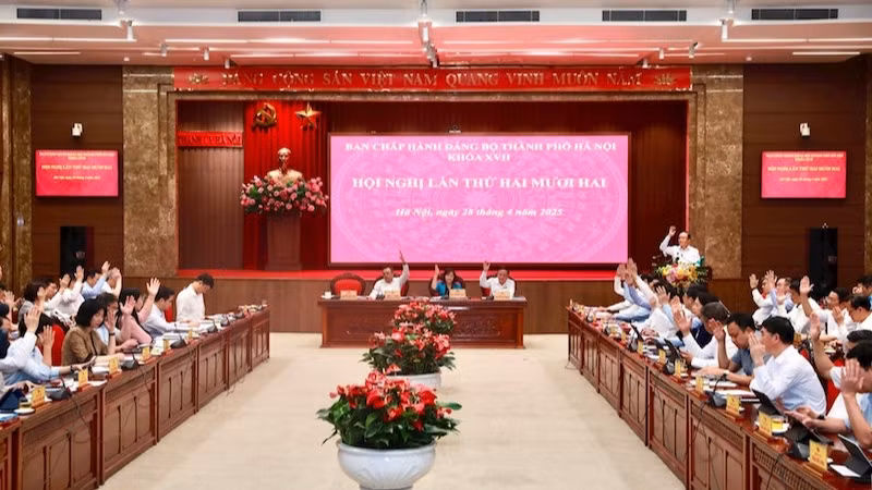 Hội nghị của Thành ủy Hà Nội nhất trí thông qua phương án sắp xếp các đơn vị hành chính cấp xã của thành phố.