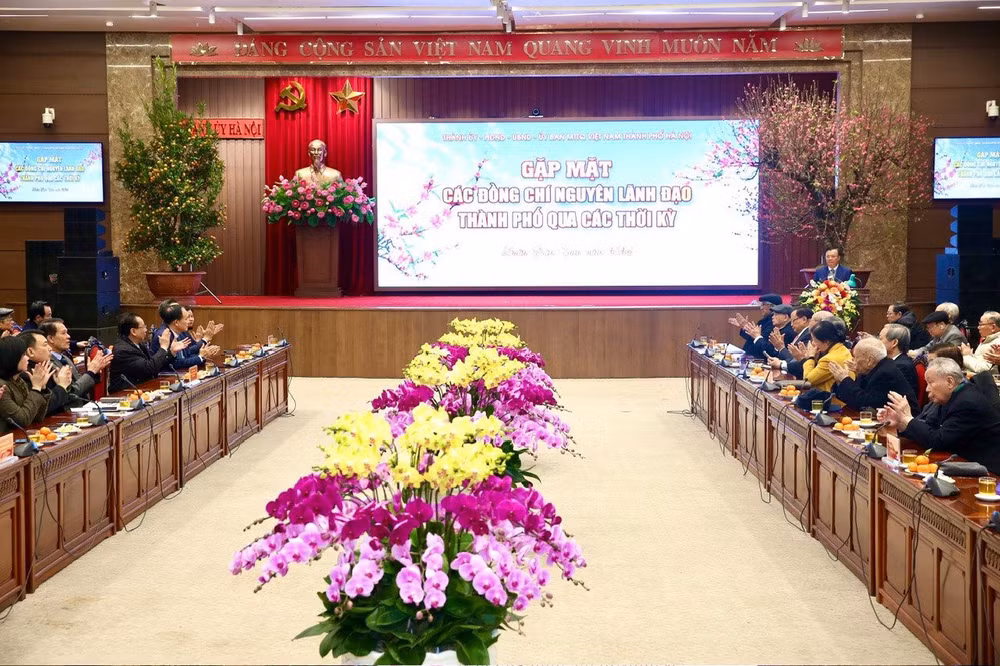 Quang cảnh buổi gặp mặt sáng 24/1.