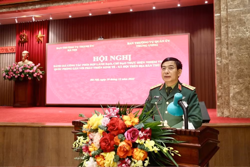 Đại tướng Phan Văn Giang phát biểu chỉ đạo tại hội nghị. Đại tướng Phan Văn Giang phát biểu chỉ đạo tại hội nghị.