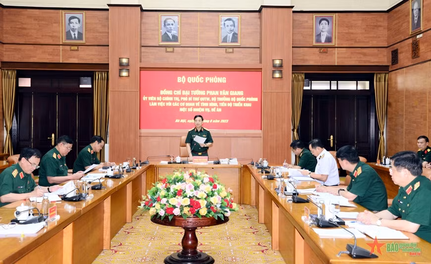 Quang cảnh buổi làm việc. Ảnh: Báo Quân đội nhân dân