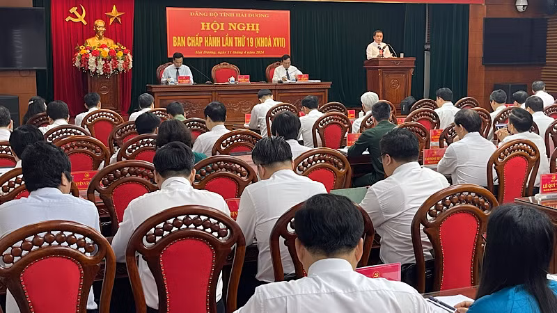 Hội nghị lần thứ 19 Ban Chấp hành Đảng bộ tỉnh Hải Dương khóa 17. Hội nghị lần thứ 19 Ban Chấp hành Đảng bộ tỉnh Hải Dương khóa 17.