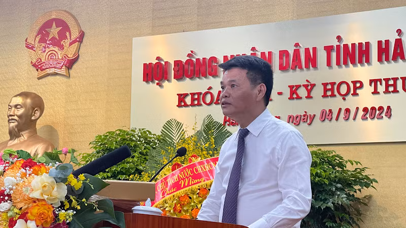 Tân Chủ tịch Ủy ban nhân dân tỉnh Hải Dương phát biểu tại kỳ họp thứ 25 Hội đồng nhân dân tỉnh Hải Dương Tân Chủ tịch Ủy ban nhân dân tỉnh Hải Dương phát biểu tại kỳ họp thứ 25 Hội đồng nhân dân tỉnh Hải Dương