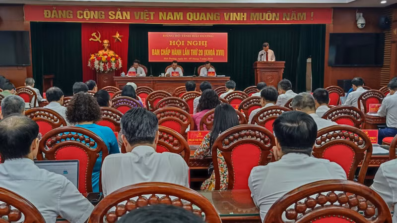 Hội nghị lần thứ 20, Ban Chấp hành Đảng bộ tỉnh Hải Dương khóa 17 triển khai công tác chuẩn bị đại hội đảng cấp cơ sở và cấp trên cơ sở.