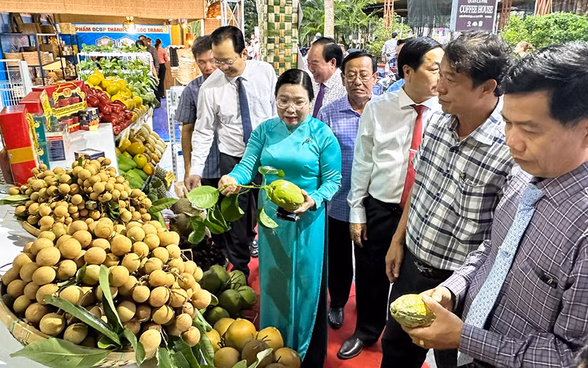 Hoạt động kết nối giao thương giới thiệu sản phẩm OCOP Sóc Trăng.
