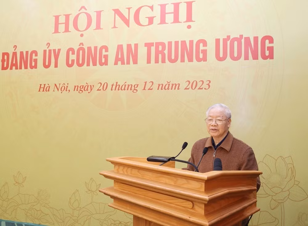 Tổng Bí thư Nguyễn Phú Trọng phát biểu chỉ đạo Hội nghị.