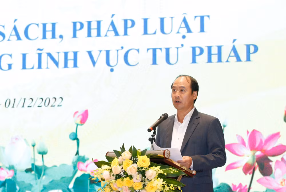 Theo ông Nguyễn Văn Hồi, Thứ trưởng Lao động-Thương binh và Xã hội, vẫn còn nhiều bất cập liên quan đến phát triển công tác xã hội.