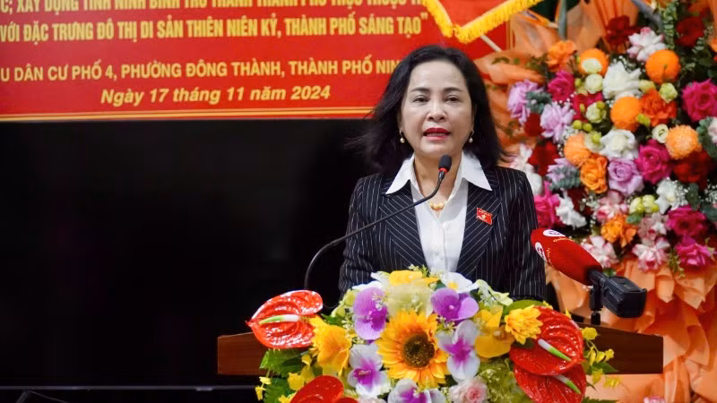 Đồng chí Nguyễn Thị Thanh, Ủy viên Trung ương Đảng, Phó Chủ tịch Quốc hội phát biểu tại ngày hội.