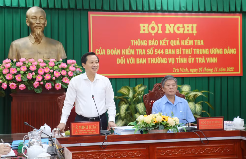 Đồng chí Lê Minh Khái, Bí thư Trung ương Đảng, Phó Thủ tướng Chính phủ phát biểu chỉ đạo tại Hội nghị.