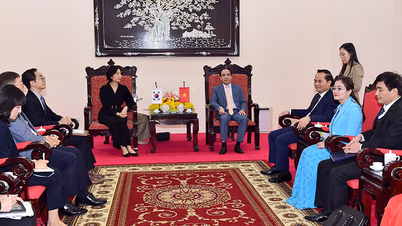 Lãnh đạo tỉnh Tuyên Quang tiếp Đoàn công tác Đại sứ quán Hàn Quốc tại Việt Nam.